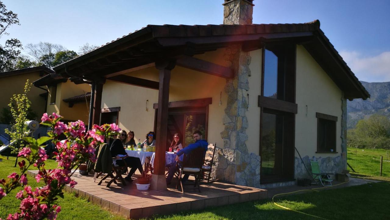 Casas Rurales Entrecastaños Onís Exterior foto